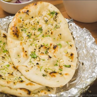 Chilli Garlic Naan