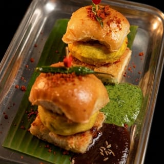Vada Paav